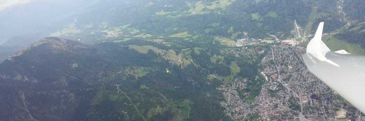 Flugwegposition um 12:48:54: Aufgenommen in der Nähe von Garmisch-Partenkirchen, Deutschland in 2404 Meter